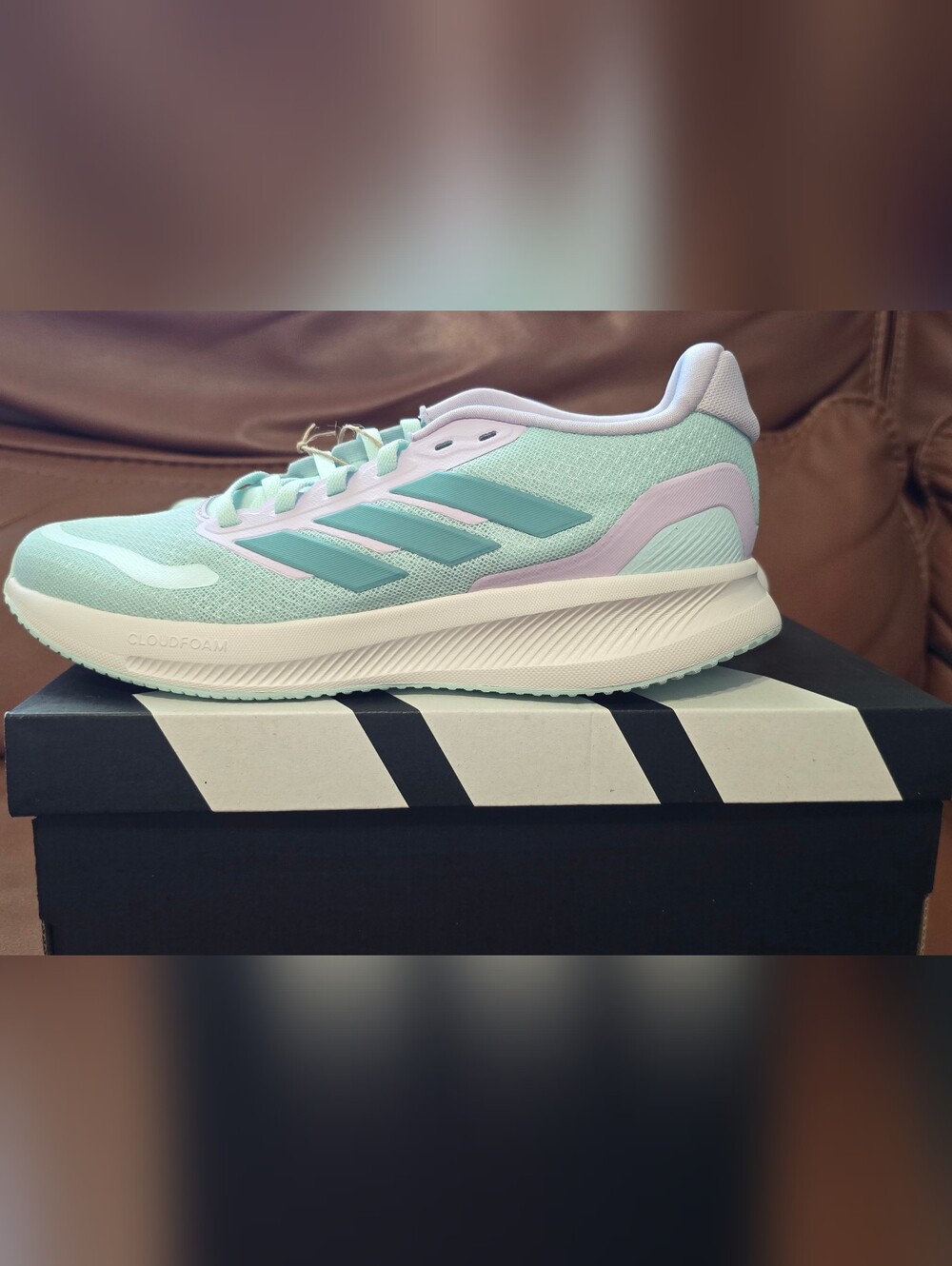 New Runfalcon 5 J womens 6 youth 5